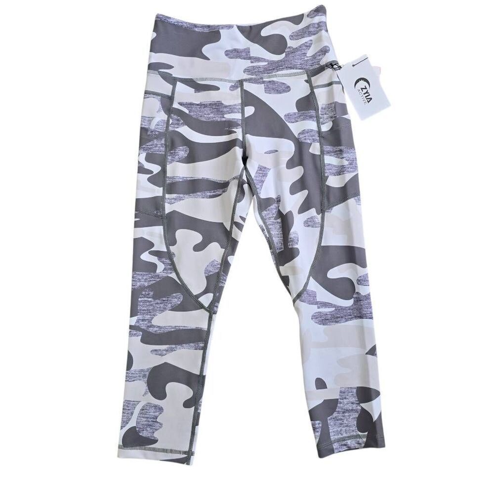 ZYIA Active Light n Tight Hi Rise‎ Capri Leggings Women's 4 Camo Pockets Stretch
